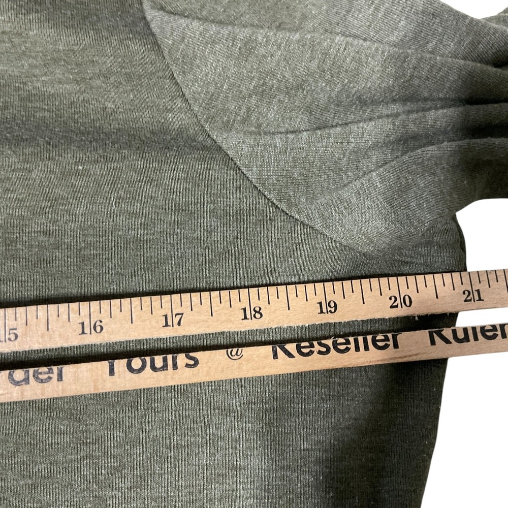 Christopher & Banks Women's Olive Green 3/4 Sleeve Top Grommet Neckline Size L - Picture 7 of 8